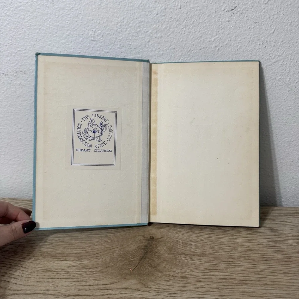 In the Wake of‎ the Whale by John A. Barbour 1969 Retired Library Copy